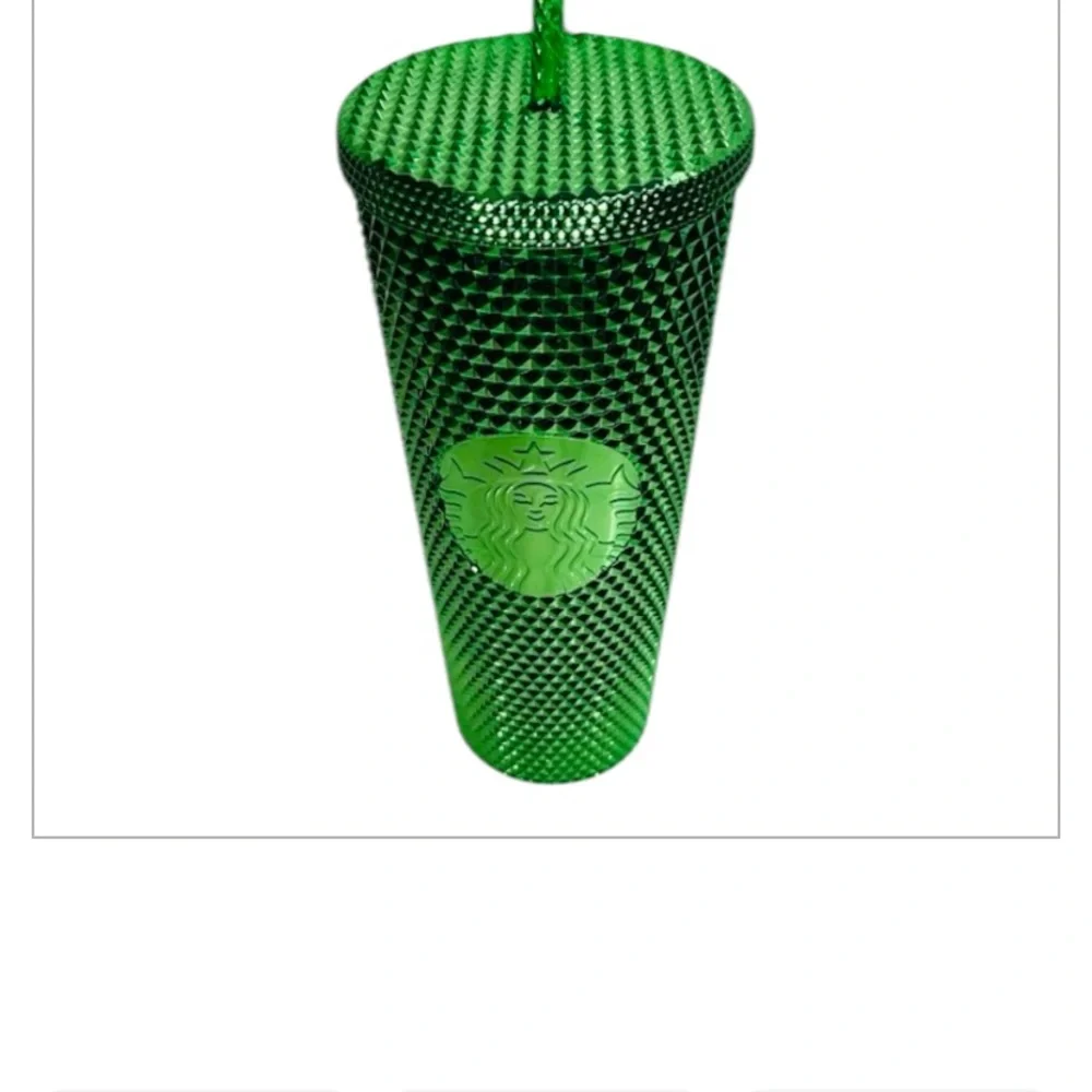 Starbucks eye catching